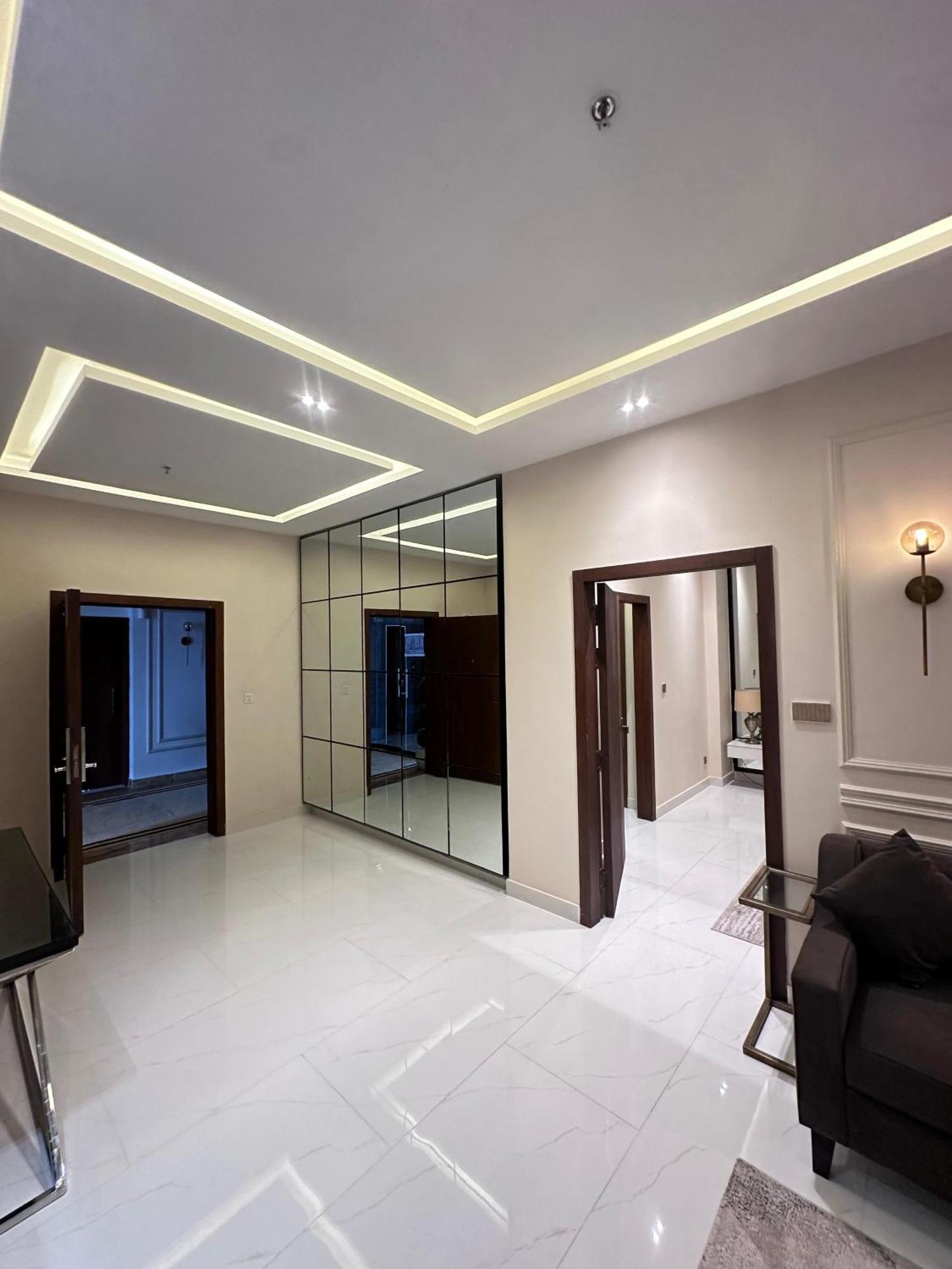 רוואלפינדי Pavilion Suites - Premium Aparthotel In Bahria Town מראה חיצוני תמונה