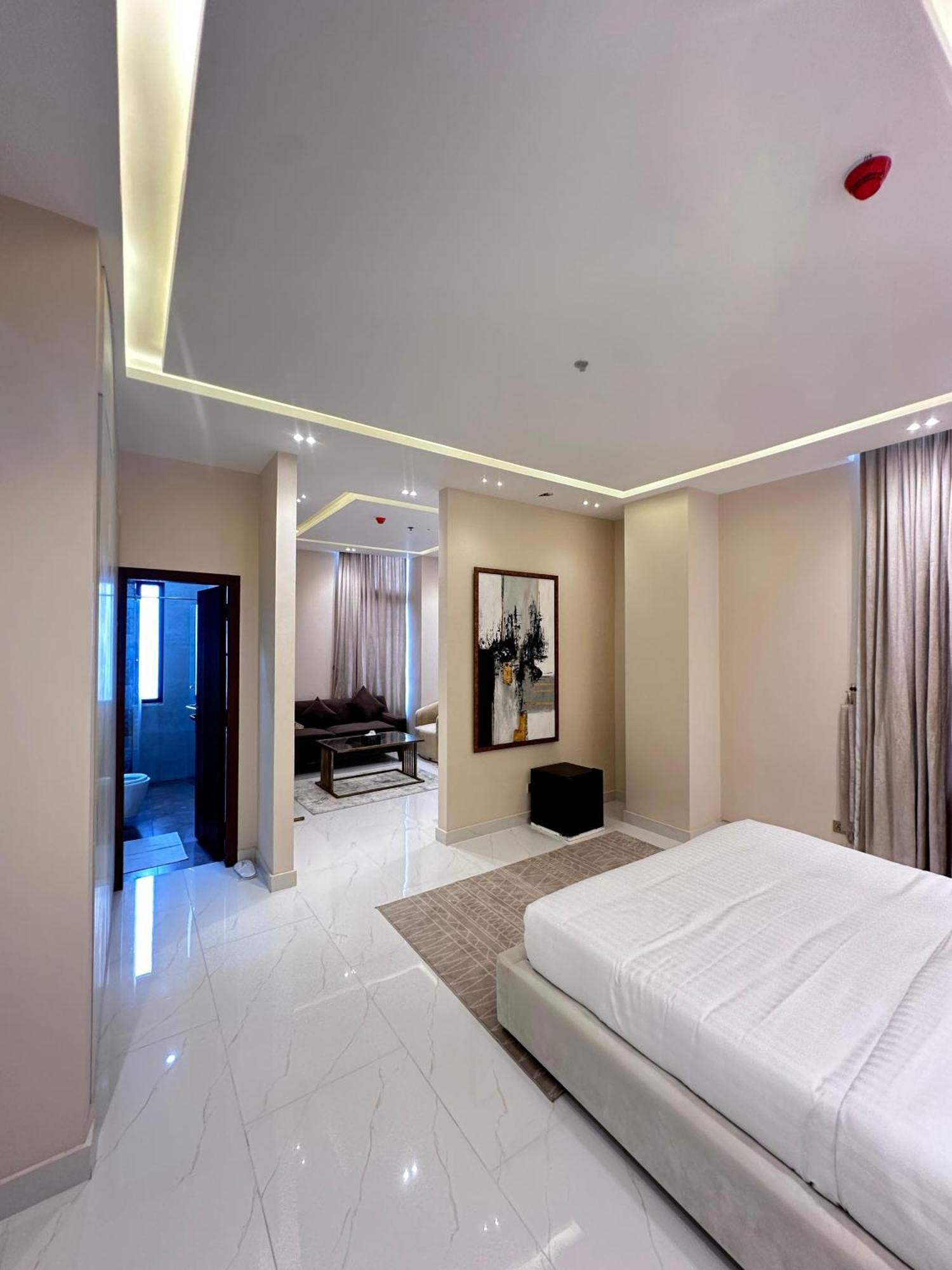 רוואלפינדי Pavilion Suites - Premium Aparthotel In Bahria Town מראה חיצוני תמונה