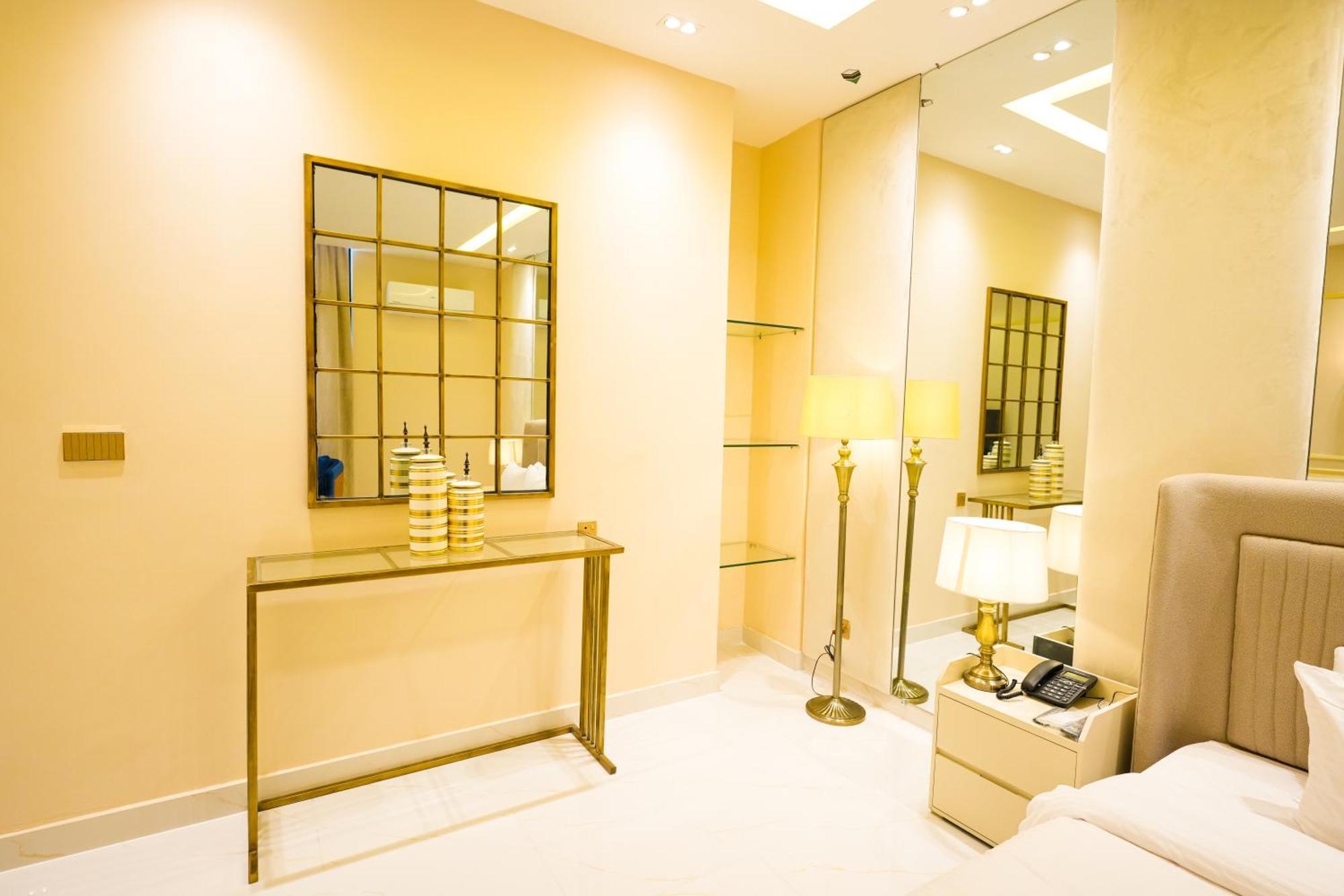 רוואלפינדי Pavilion Suites - Premium Aparthotel In Bahria Town מראה חיצוני תמונה