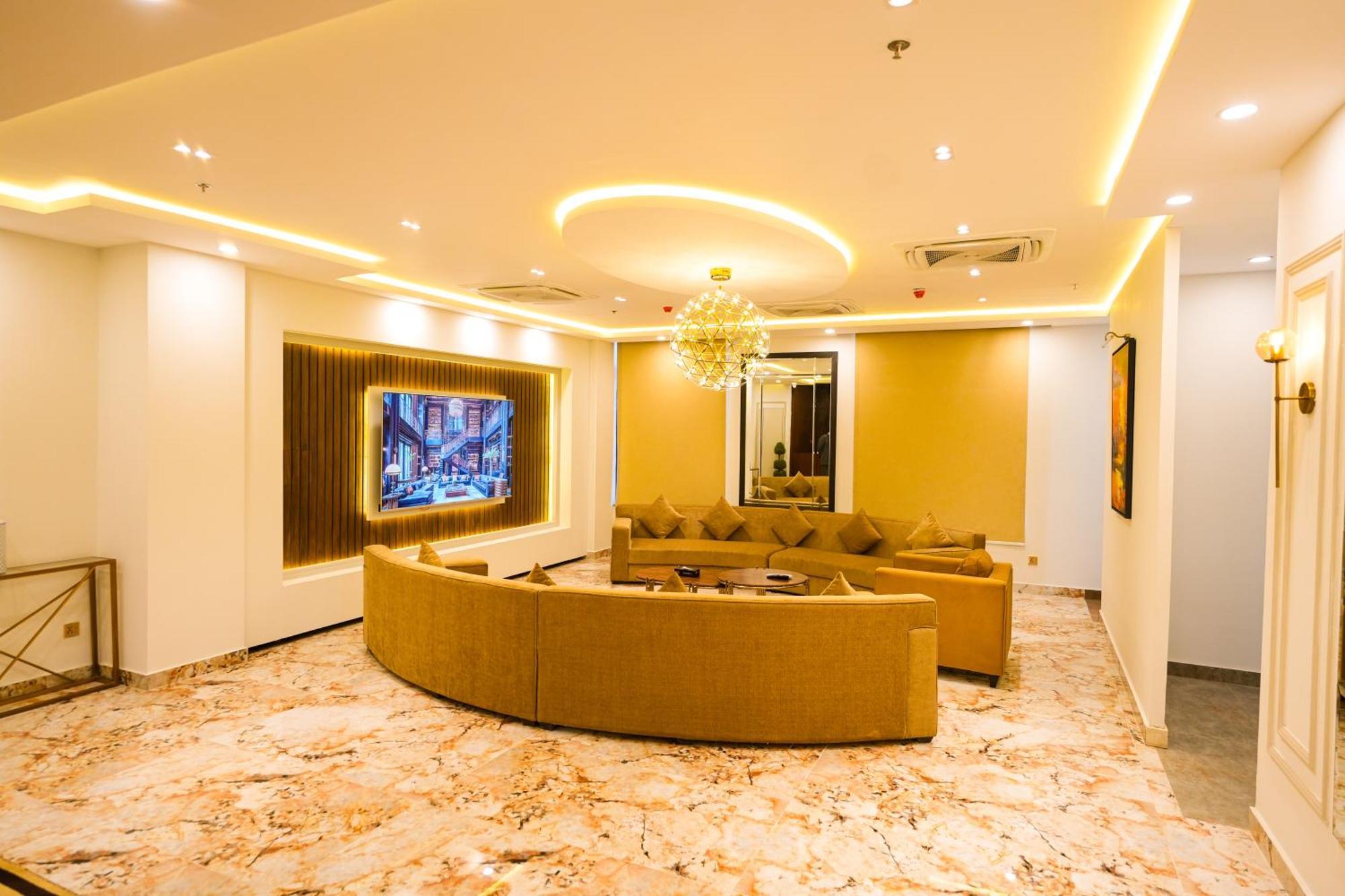 רוואלפינדי Pavilion Suites - Premium Aparthotel In Bahria Town מראה חיצוני תמונה
